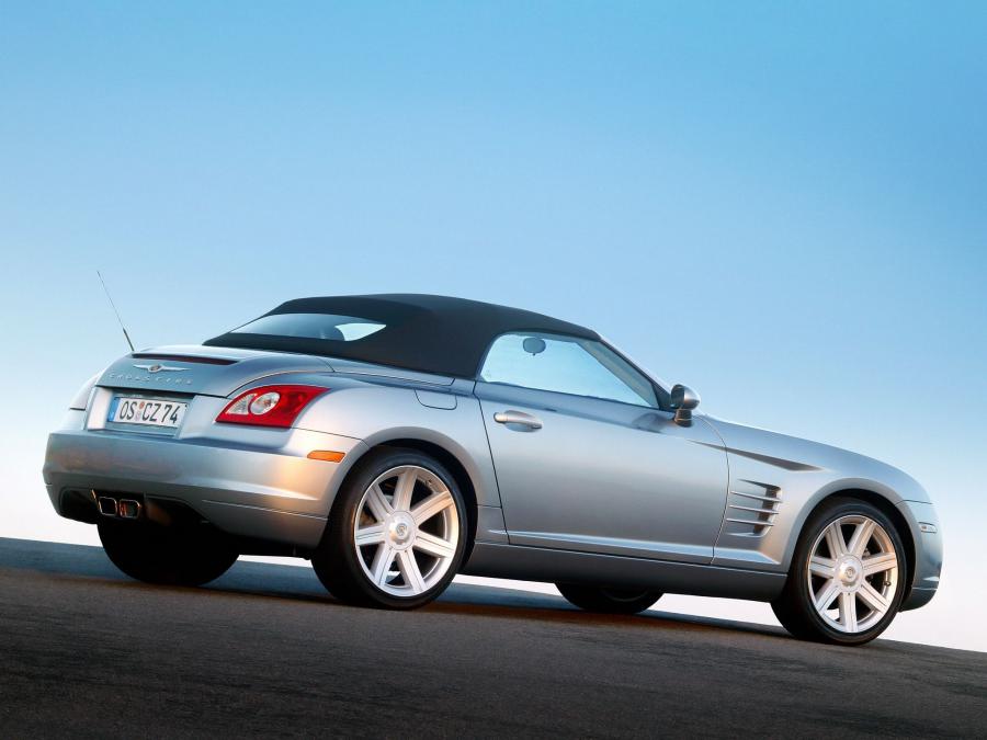  Chrysler Crossfire Limited Roadster 2004 года  (EU) (фото 7 из 24)